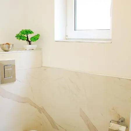 Lumiere Luxe Gæstehus 4*