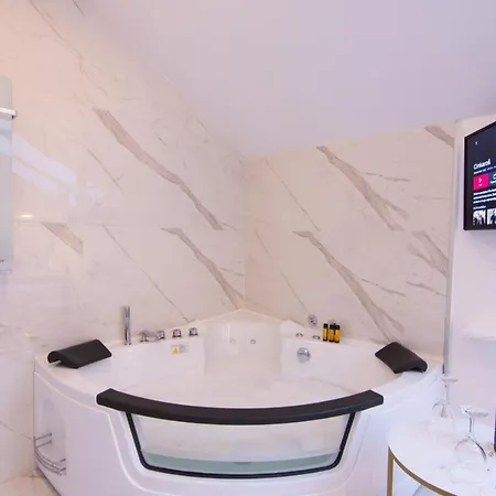 Lumiere Luxe Гостевой дом Белград